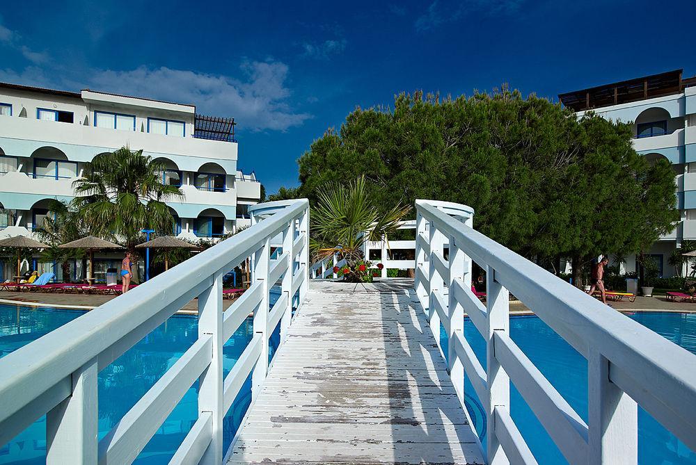 Sunrise Hotel Pefki Екстериор снимка