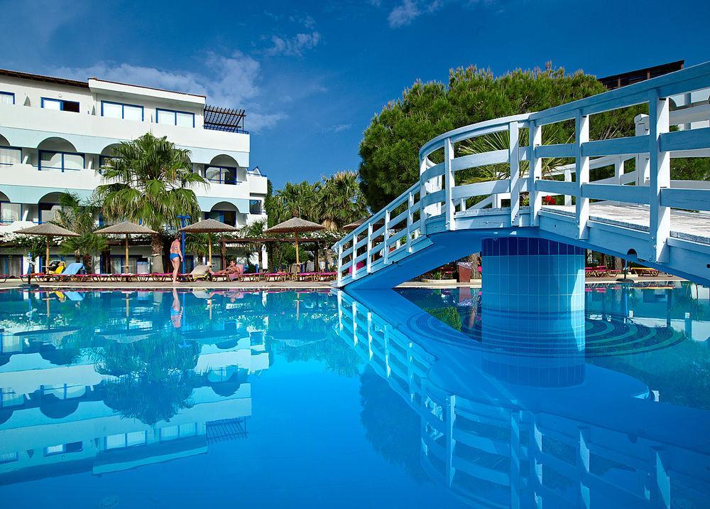 Sunrise Hotel Pefki Екстериор снимка